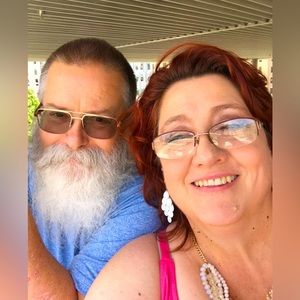 Meet your Posher, Lorrie